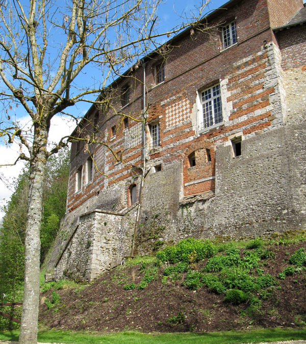 Sur les traces des manoirs de Philippe le Bel