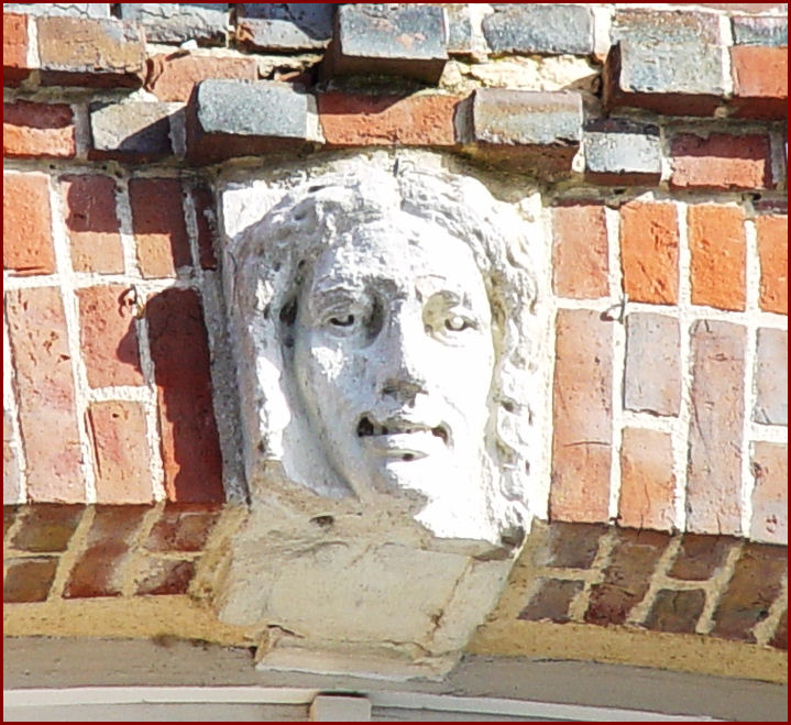 Mascaron