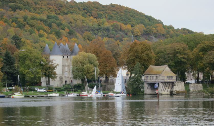Vernon Le château des Tourelles et le Vieux-Moulin